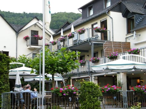 Weinhaus Berg Hotel in Ediger-Eller