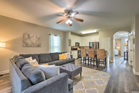 Spacious Pooler Home with Family-Friendly Perks Maison in Pooler