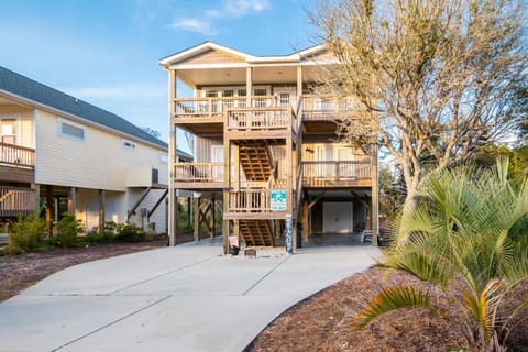 Beach 45 by Oak Island Accommodations House in Oak Island