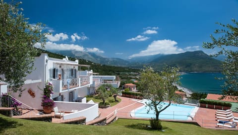 Natural landscape, Garden view, Sea view