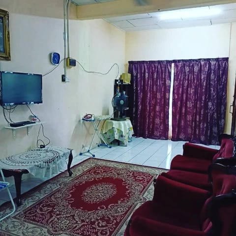 Homestay Musafir 3.0 House in Perak Tengah District