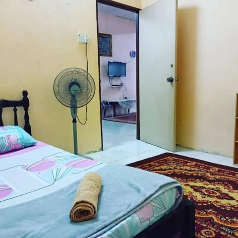 Homestay Musafir 3.0 House in Perak Tengah District