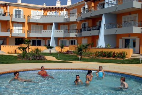 Foz da Ria Aparthotel in Mexilhoeira Grande