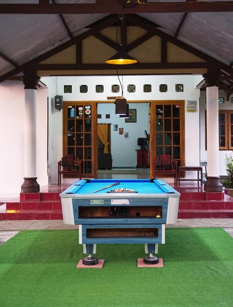 Villa APedia Puncak 3 KT Kolam Renang, Karaoke Biliar Villa in Cisarua