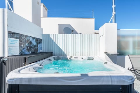 New Luxury Penthouse beachfront in the Algarve Apartment in Praia de Armação de Pêra