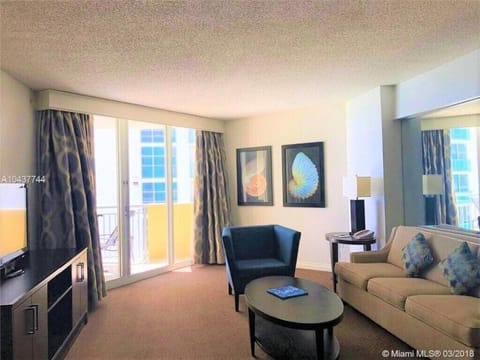 Best Resort Beach Front Condo Apartment in Sunny Isles Beach