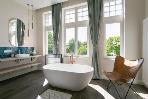 Bathroom, Bedroom