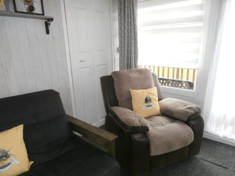 Lovely 2-Bed Chalet in Mablethorpe Chalet in Mablethorpe