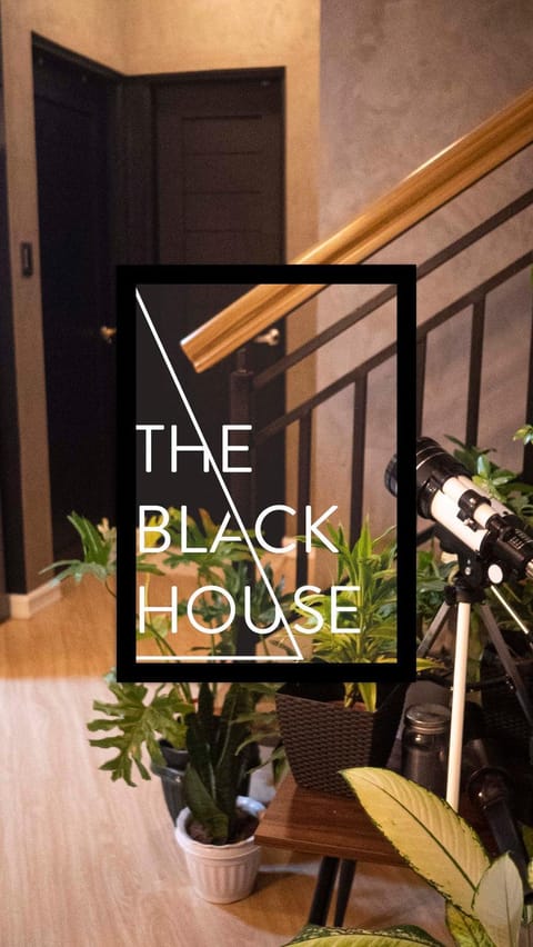 The Black House Villa in Bacoor