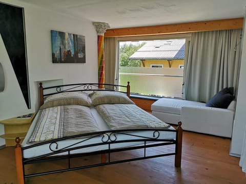 Apartment Schwarzindien Condo in Mondsee