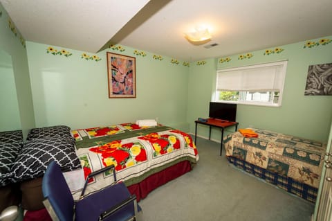 Bed, Photo of the whole room, Bedroom