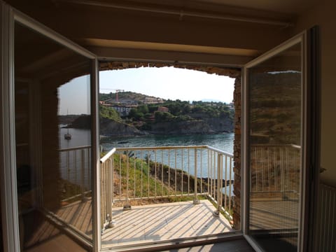 Appartement T3 avec vue sur mer, parking et balcon à Collioure - FR-1-309-349 Apartment in Collioure