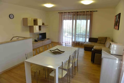 Residence Boschetti Condo in Manerba del Garda