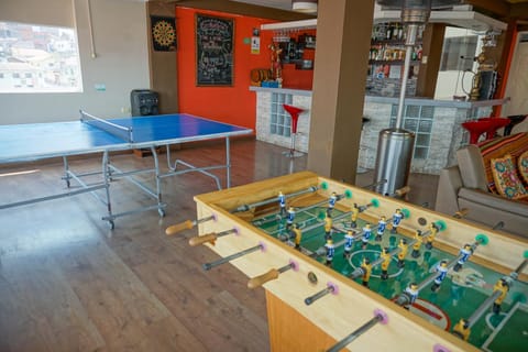 Game Room, Table tennis