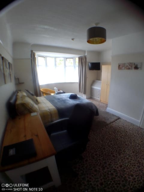 Snowdon House Single rooms for solo travellers Bed and Breakfast in Rhyl