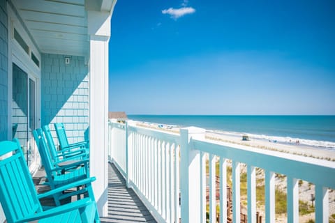 Once Upon A Tide by Oak Island Accommodations House in Oak Island