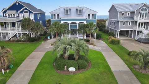Surviving Stress by Oak Island Accommodations House in Caswell Beach