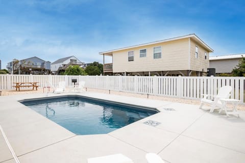 Glide Path by Oak Island Accommodations House in Oak Island