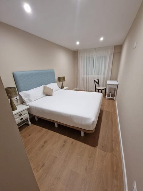 Apartamentos Turísticos MENCÍA Apartahotel in Monforte de Lemos