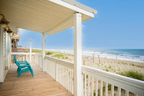 Diamond In The Rough by Oak Island Accommodations House in Oak Island