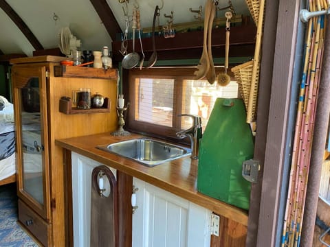 Gypsy Van Tiny House with Unique Outdoor Bathroom, WIFI & Firepit Luxury tent in Mandurah