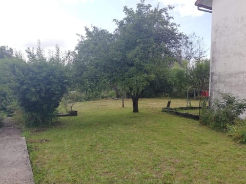 L'ATELIER DE DESIRE House in Jura