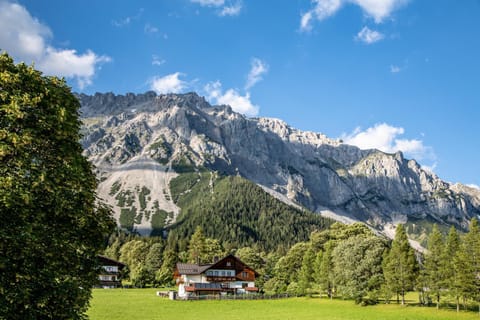 Hotel Pension Residence Übernachtung mit Frühstück in Salzburgerland