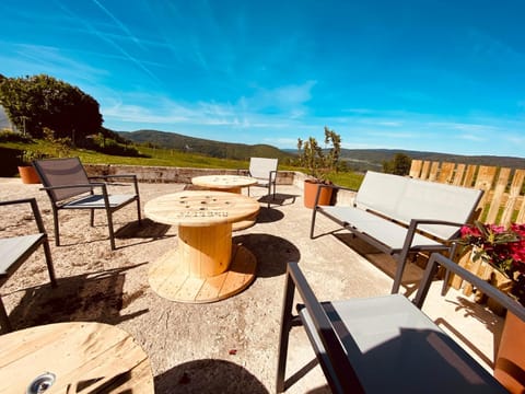 Patio, Natural landscape, Balcony/Terrace, Mountain view