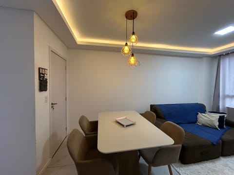 Apartamento novo, próximo à praia e centro eventos Apartment in Camboriú