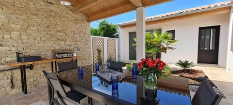 Patio, Balcony/Terrace, Dining area