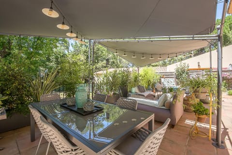 Balcony/Terrace, Dining area