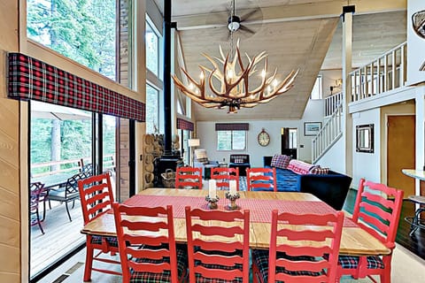 Falcon Point Pines House in Truckee