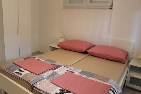 Apartmani Orhideja Apartment in Lika-Senj County