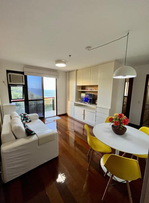 TV and multimedia, Living room, Dining area