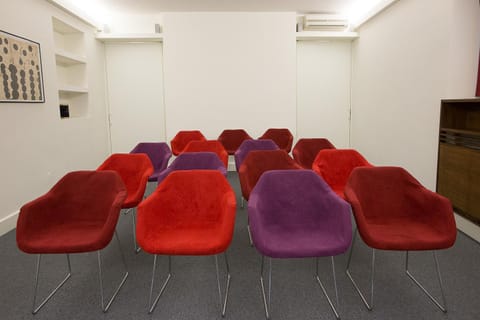 Meeting/conference room