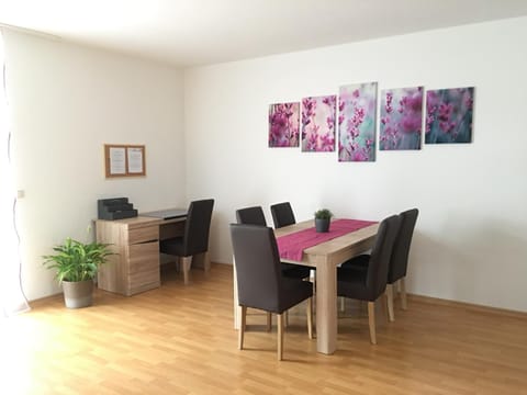City-Appartement 3.2. Condo in Zwickau