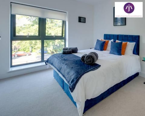 Stevenage Luxury 1Bed Apartment - Sleeps 4-WIFI-Free Parking- By JM Short Lets & Serviced Accommodation Apartment in Stevenage
