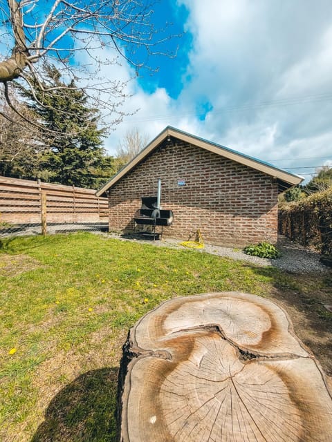 BBQ facilities, Garden