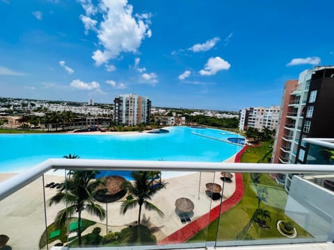 Balcony/Terrace, Pool view, Swimming pool