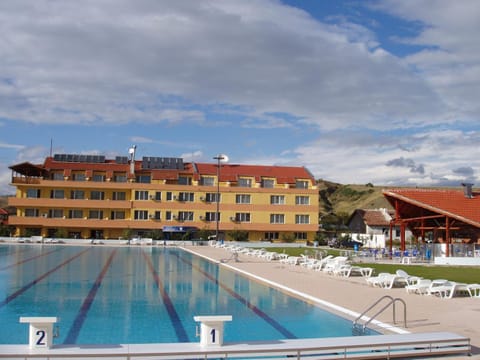 Pool view, Swimming pool