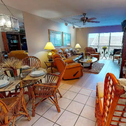 Sarasota Pool Apartment Apartment in Siesta Beach