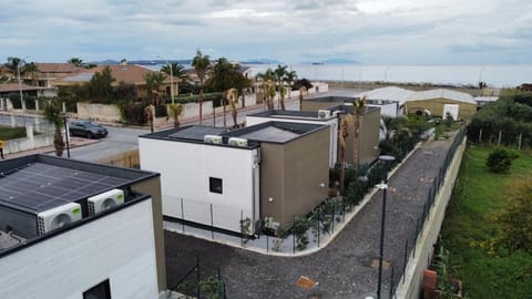 Neighbourhood, Bird's eye view, Beach, Sea view