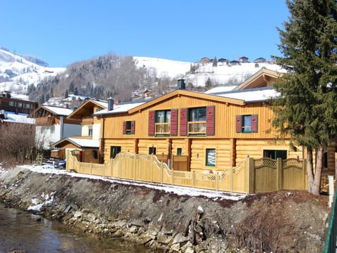 Property building, Winter