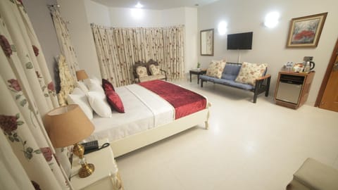Four Squares Karachi Bed and Breakfast in Karachi