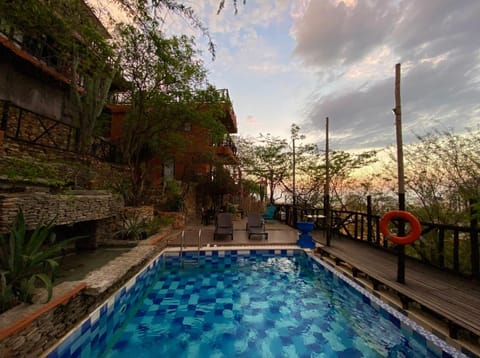 Pool view, Swimming pool, Sunset, sunbed