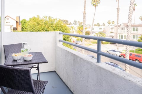 Sonrisa III by AvantStay Pacific Beach Home - 10 mins from Belmont Park Condo in Pacific Beach