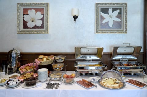 Breakfast, Buffet breakfast