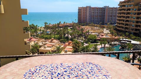 View (from property/room), Balcony/Terrace, Landmark view, Sea view