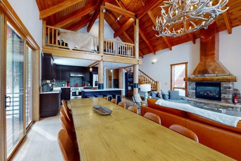 Boondoggle Basin Chalet in Big Sky