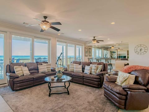 Coastal Haven by Southern Vacation Rentals House in Pensacola Beach